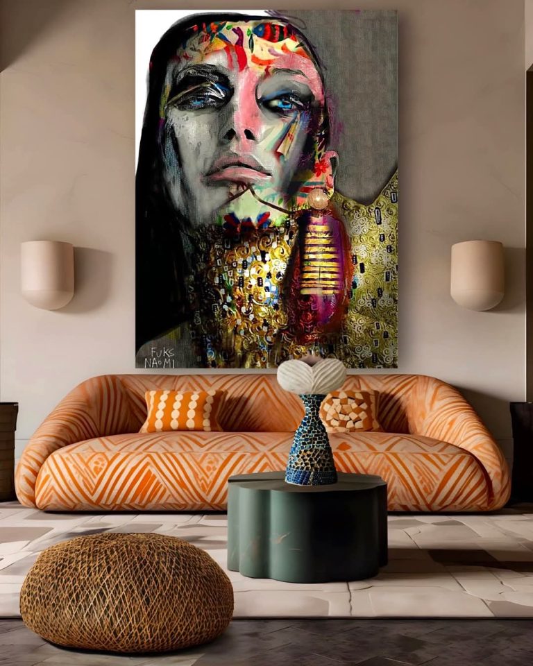 Eclectic Artistry A Living Space with Bold Expression